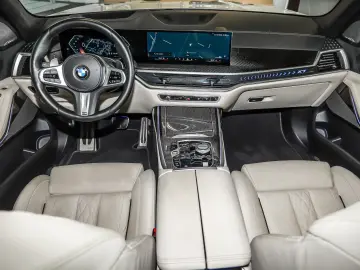 BMW X7 xDrive40d M Sport HUD PANO ACC 360 KAM RFK