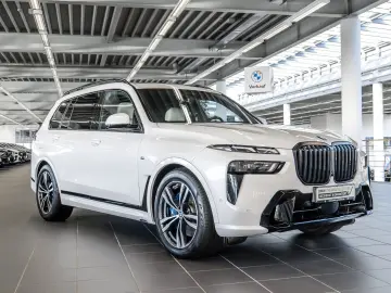 BMW X7 xDrive40d M Sport HUD PANO ACC 360 KAM RFK