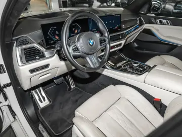 BMW X7 xDrive40d M Sport HUD PANO ACC 360 KAM RFK