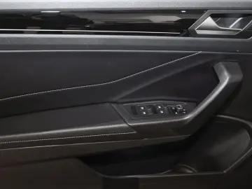 VW T-Roc Cabriolet 1.5 TSI DSG R-Line  LED Navi App