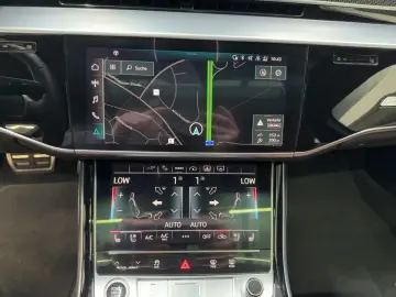 Audi A8 3.0 60 TFSI e S-line Matrix LED Pano