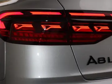 Audi A8 L 60 TFSI e lang EXCLUSIVE S-LINE