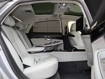 Audi A8 L 60 TFSI e lang EXCLUSIVE S-LINE