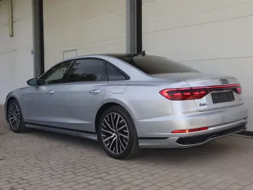 Audi A8 L 60 TFSI e lang EXCLUSIVE S-LINE