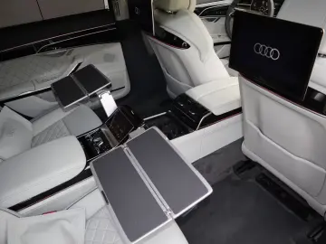 Audi A8 L 60 TFSI e lang EXCLUSIVE S-LINE
