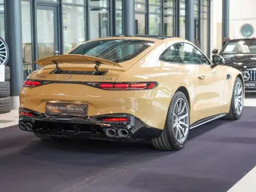 MERCEDES-BENZ AMG GT 43 wüstensand savannenbeige MANUFAKTUR