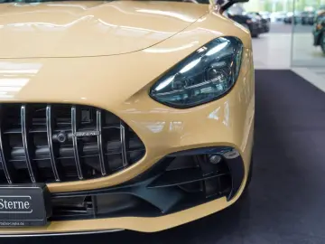 MERCEDES-BENZ AMG GT 43 wüstensand savannenbeige MANUFAKTUR