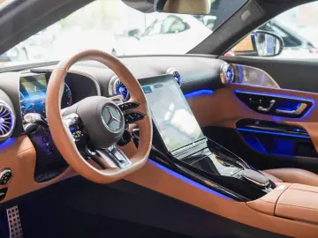 MERCEDES-BENZ AMG GT 43 wüstensand savannenbeige MANUFAKTUR