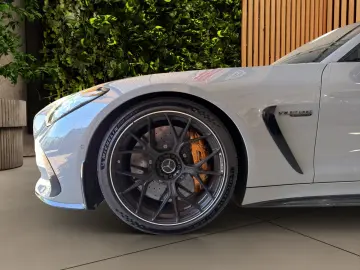 MERCEDES-BENZ AMG GT 63 S E-PERFORMANCE VOLL LIFT PA…