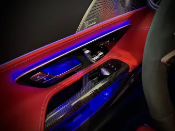 MERCEDES-BENZ AMG GT 63 S E-PERFORMANCE VOLL LIFT PA…