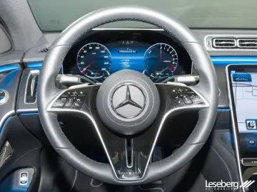 MERCEDES-BENZ MERCEDES-MAYBACH S 580 e AIRMATIC    P…