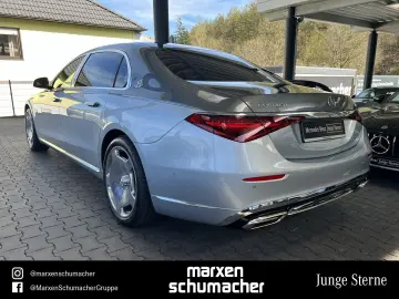 MERCEDES-BENZ Maybach S 580 FirstClass Pano Bur4D tw…