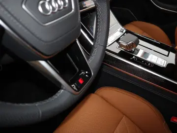 Audi A8 60 TFSIe lang exclusive 2xS-Line