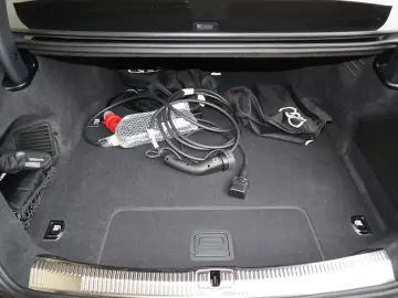 Audi A8 60 TFSIe lang exclusive 2xS-Line