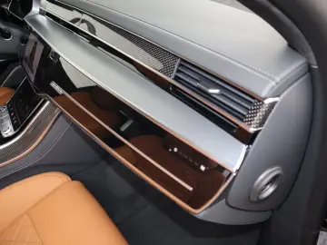 Audi A8 60 TFSIe lang exclusive 2xS-Line
