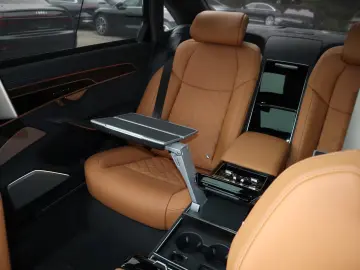 Audi A8 60 TFSIe lang exclusive 2xS-Line