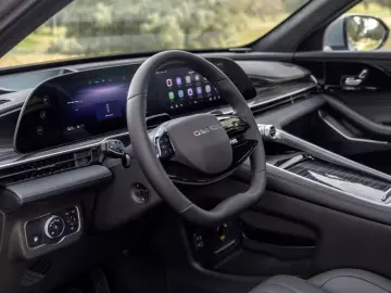 OMODA 9 1.5 TGDI PHEV Premium Pano Leder