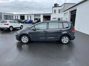 VW Touran 2.0 TDI DSG Comfortline 154€ m.20% Anz. 7