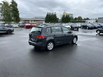 VW Touran 2.0 TDI DSG Comfortline 154€ m.20% Anz. 7
