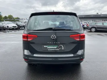 VW Touran 2.0 TDI DSG Comfortline 154€ m.20% Anz. 7