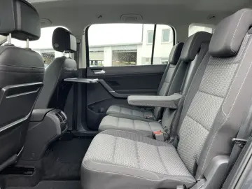 VW Touran 2.0 TDI DSG Comfortline 154€ m.20% Anz. 7
