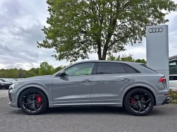 Audi RSQ8 perf.3xCARBON B&O ADV.STHZG