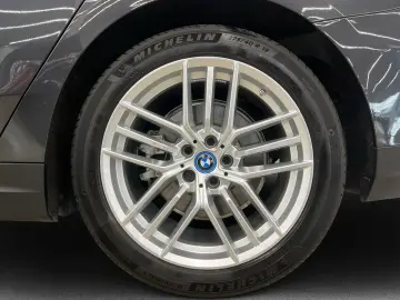 BMW 530 e xDRIVE TOURING