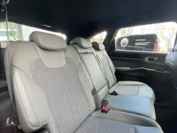 KIA Sorento 1.6 T-GDi Plug-in Hybrid 4WD DynamicLine