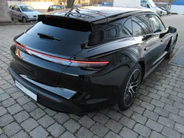 Porsche Taycan MY25 SPORT TURISMO TV FOND