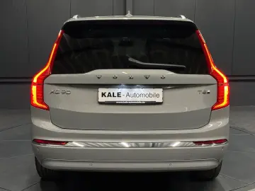 VOLVO XC90 Core Recharge Plug-In Hybrid AWD  7-SITZER