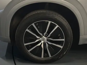 VOLVO XC90 Core Recharge Plug-In Hybrid AWD  7-SITZER