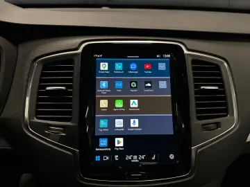 VOLVO XC90 Core Recharge Plug-In Hybrid AWD  7-SITZER