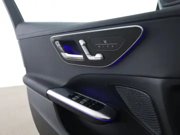 MERCEDES-BENZ C 300 T AMG ADV.  Distr. 360  Memory