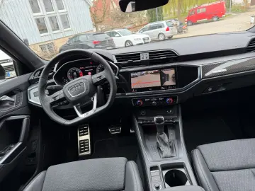 AUDI Q3 Sportback 40 TFSI quattro S line  fast VOLL