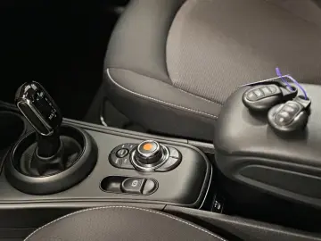 MINI Countryman Cooper D All4 Aut Navi  LED Apple