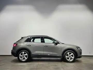 AUDI Q3 35 TFSI Sport Virtual LED Plus Standheiz. AHK