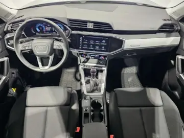 AUDI Q3 35 TFSI Sport Virtual LED Plus Standheiz. AHK