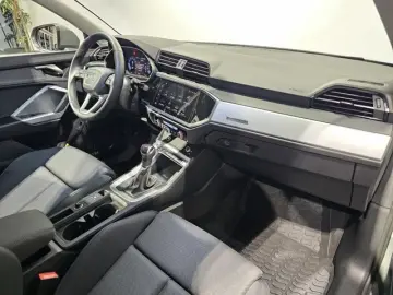 AUDI Q3 35 TFSI Sport Virtual LED Plus Standheiz. AHK