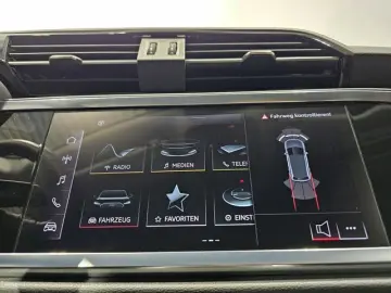 AUDI Q3 35 TFSI Sport Virtual LED Plus Standheiz. AHK