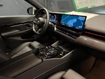BMW 520d Touring M-Sport Travel Innov Standhz AHK