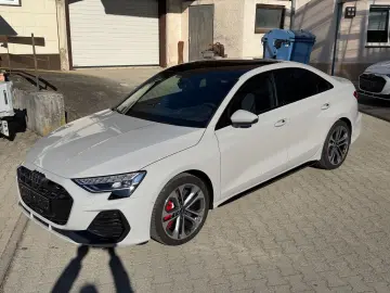 AUDI S3 Limousine quattro PORSCHE KREIDE   AKRAPOVIC