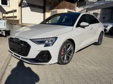 AUDI S3 Limousine quattro PORSCHE KREIDE   AKRAPOVIC