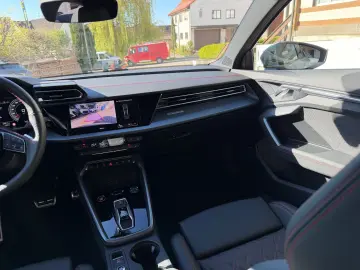AUDI S3 Limousine quattro PORSCHE KREIDE   AKRAPOVIC