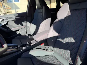 AUDI S3 Limousine quattro PORSCHE KREIDE   AKRAPOVIC
