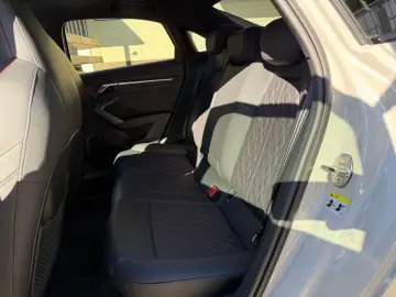 AUDI S3 Limousine quattro PORSCHE KREIDE   AKRAPOVIC