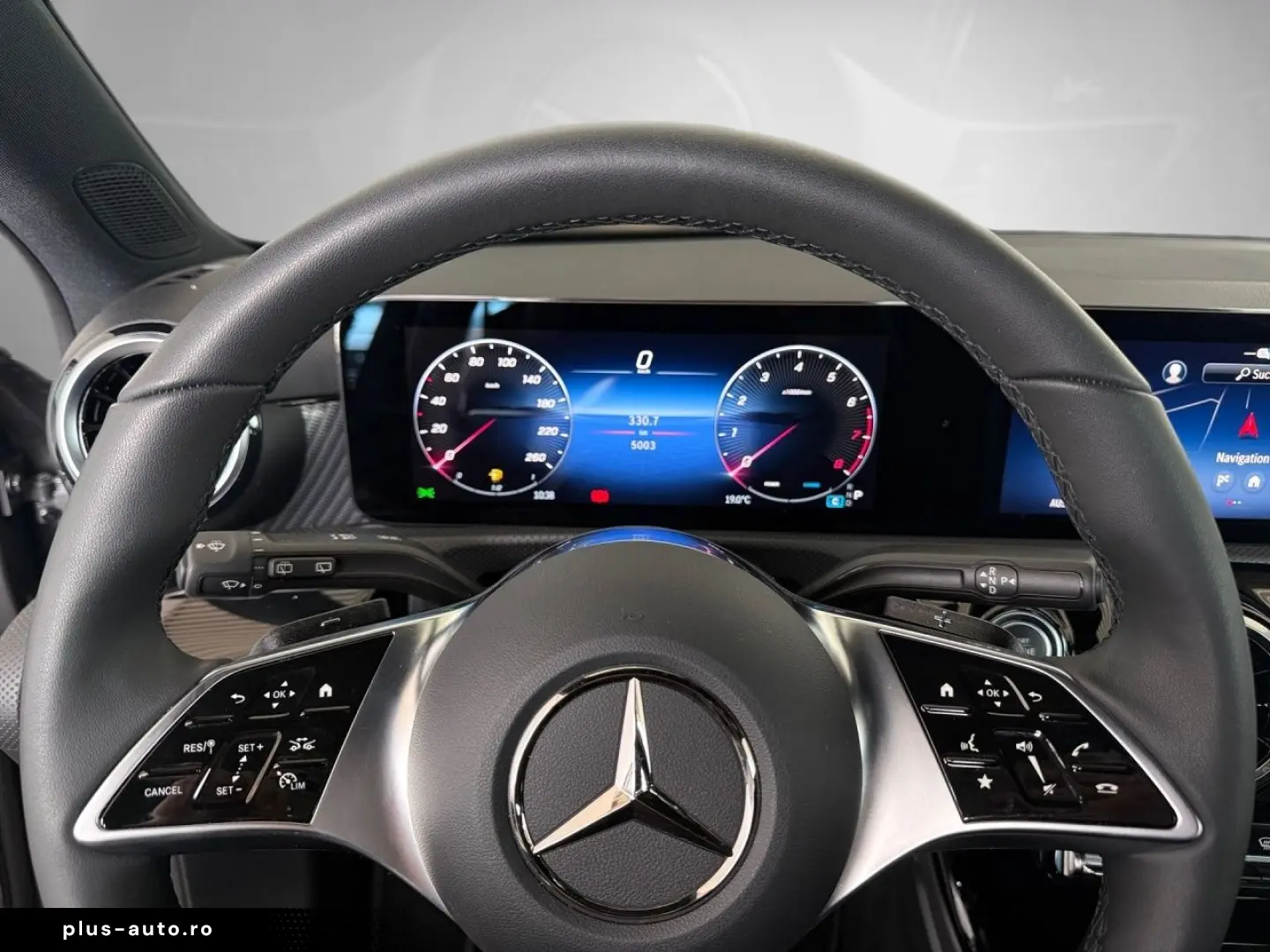 MERCEDES-BENZ A 200 Progressive AHK CarPlay LED Kamera