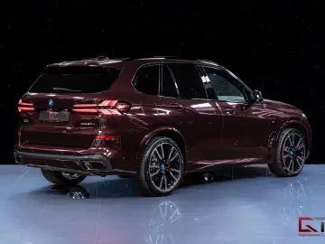 BMW X5 xDrive50e M-Sport B&W 22  Massage PanoSky DAP