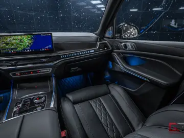 BMW X5 xDrive50e M-Sport B&W 22  Massage PanoSky DAP