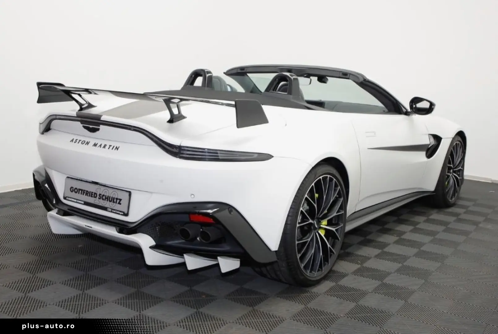 Aston Martin V8 Vantage F1 edition