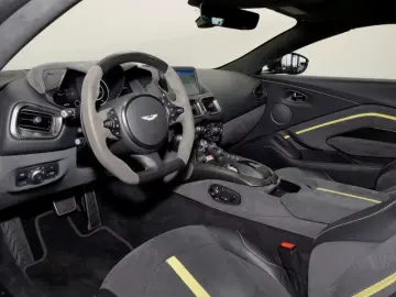 Aston Martin V8 Vantage F1 edition